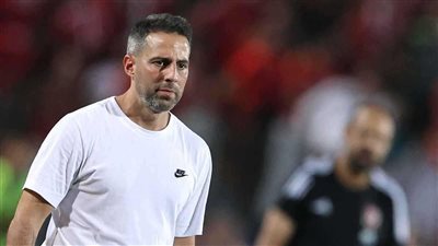 مدرب الزمالك السابق يقرر مقاضاة ميدو بعد هجوم الأخير عليه