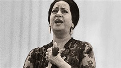  كوكب الشرق: أم كلثوم.. سيدة الغناء العربي والظاهرة التي صنعت وجدان أمة