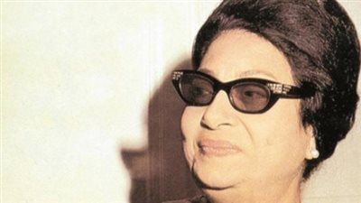 من الإنشاد الديني إلى سيدة الغناء: رحلة أم كلثوم من طماي الزهايرة للقاهرة