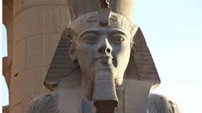تمثال رمسيس الثاني: رحلة خلود عبر العصور