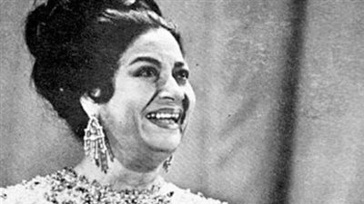 لماذا كانت أم كلثوم تغني كل أول خميس؟ سر الطقس الأسبوعي الذي جمع العرب