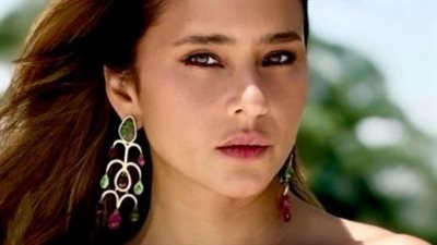 نيللي كريم تكسر القالب: العودة للكوميديا بـ 