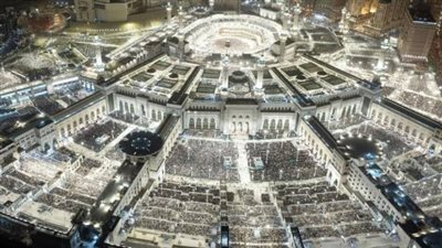 قناة القرآن الكريم السعودية: كيف تنقل صلوات الحرم المكي بأعلى جودة HD؟