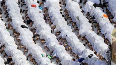 الكاميرات الذكية في المسجد الحرام: كيف تخدم نقل الحرم المكي مباشر؟