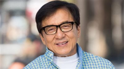  النفي القاطع: إدارة أعمال جاكي شان تكذب أنباء الوفاة وتؤكد سلامة النجم العالمي