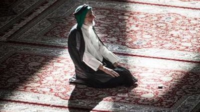 سارع لـ أداء الفريضة: ننشر جدول مواقيت الصلوات الخمس في القاهرة والإسكندرية والمنصورة