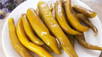 طريقة عمل الفلفل المخلل.. مذاق يفتح الشهية 