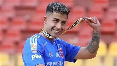 تقارير تكشف: الأهلي المصري مهتم بالتعاقد مع التشيلي لوكاس أسدي