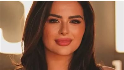 رحلة هنادي مهنا: من الدراسة في برشلونة إلى بطولة أفلام بنات ثانوي