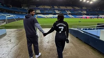 احتفل معها بالفوز على ليفربول.. من هي صديقة عمر مرموش؟