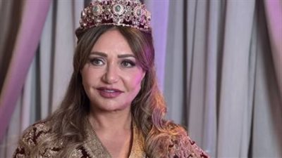 إطلالة القفطان تخطف الأضواء: ليلى علوي أيقونة الأناقة