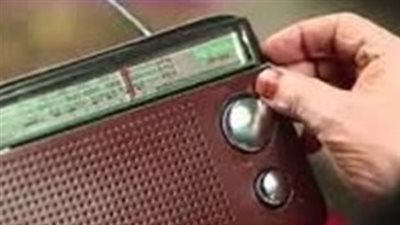 تردد إذاعة القرآن الكريم 2025: دليلك الكامل للاستماع عبر الراديو ونايل سات وعرب سات