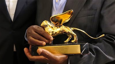 الترتيب النهائي لجائزة الأسد الذهبي 2025.. حكيمي يتوج على حساب صلاح