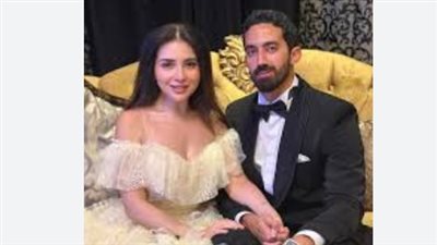 زواج مفاجئ وهادئ: تفاصيل حصرية من حفل عقد قران مي عز الدين وأحمد تيمور