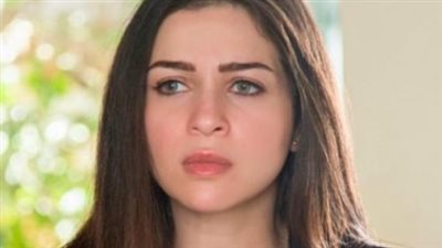 شاهد: صور نادرة من حفل الزواج العائلي لمي عز الدين وزوجها أخصائي التغذية