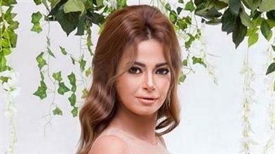 بعيدًا عن الأضواء: كيف تدير داليا مصطفى حياتها الشخصية وتحافظ على خصوصيتها رغم الشهرة؟