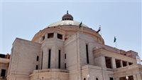 تحذير مهم من جامعة القاهرة: عدم قبول الطلبات غير المستوفاة أو الواردة عبر البريد