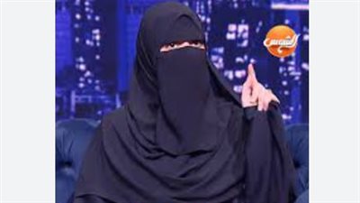 الشارع المصري يختار الكرة: تفاعل الجمهور مع قرار الخطيب تأجيل الرد على أمينة حجازي