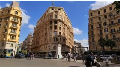 قانون 164 لسنة 2025: تحرير الوحدات المجمدة وتداعيات تصنيف مناطق الجيزة على السوق العقاري