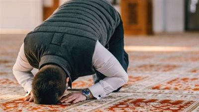 صلاة الاستخارة وقضاء الحاجة: حكمها وأفضل الأوقات لأداء النوافل غير المطلقة