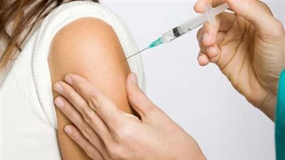 لماذا يجب تلقى لقاح الانفلونزا؟.. حائط صد منيع ضد الفيروس