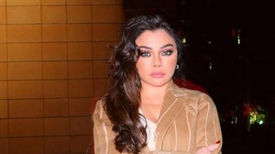 من ملكة جمال إلى مغنية جريئة ثم ممثلة موهوبة.. كيف نجحت هيفاء وهبي في بناء مسيرة فنية متنوعة؟