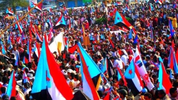 الالتفاف الشعبي حول المجلس الانتقالي والزُبيدي يرسخ مسار استعادة الدولة