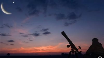 نشأة وتسمية التقويم الهجري.. تفاصيل بقاء الهلال الجديد لشهر رجب 1447 في سماء بعض المدن 