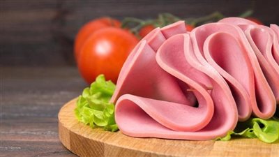 مخاطر تناول اللانشون على الأطفال