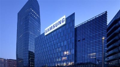 Samsung: العملاق الكوري الذي يقود ثورة الهواتف الذكية والأجهزة القابلة للطي (Galaxy S)