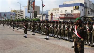 السيادة من ساحة العروض: عرض عسكري مهيب في عدن برئاسة عيدروس الزُبيدي احتفاءً بـ 30 نوفمبر