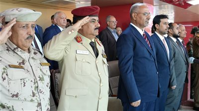 عيد الاستقلال 30 نوفمبر: دلالات الحضور القيادي في عدن والزخم الشعبي في حضرموت (صور)