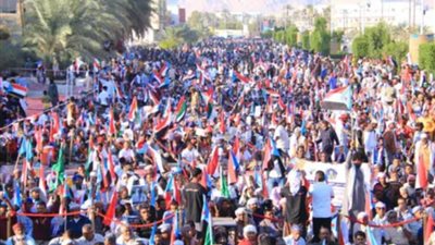 حضرموت تُرسِّخ الهوية الجنوبية في عيد الاستقلال 30 نوفمبر: رسائل سيئون والمكلا لاستعادة الدولة