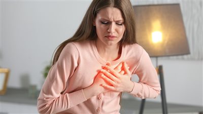 علاقة الجفاف بخفقان القلب.. الدراسات الطبية توضح