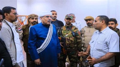 بتوجيهات الزُبيدي.. علي الكثيري يتفقد مطار سيئون لضمان الجاهزية التشغيلية وترسيخ الأمن الجنوبي