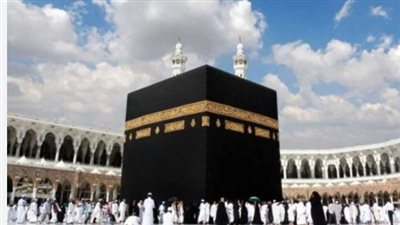 سجل الآن في نسك عمرة 1447: الوزارة تكشف عن شروط التسجيل الجديدة والباقات المطورة
