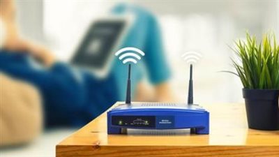 كيف تختار باقة الإنترنت الأرضي المثالية؟ مقارنة بين السرعة والسعة في 2026