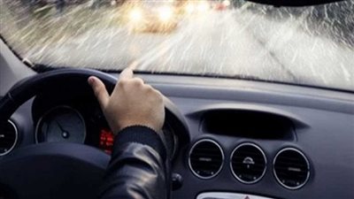 كيفية الوقاية من حوادث الطرق أثناء الامطار