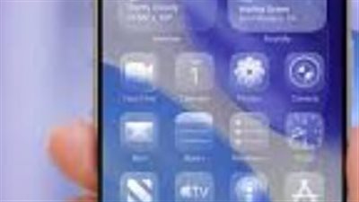 ميزات iOS 26.2 الجديدة: دليل شامل لـ Liquid Glass، رموز AirDrop وSleep Score