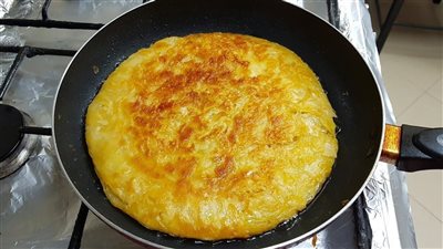 طريقة عمل فطير الطاسة دون فرن