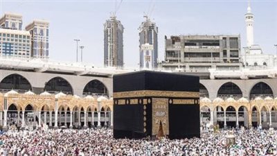 دليل أسعار عمرة شهر رجب 2025 شاملة تذاكر الطيران وتفاصيل الفنادق