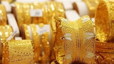 خسائر منتصف الأسبوع.. الذهب يتراجع عن قمة الـ 5800 جنيه واستقرار ملحوظ بالصاغة