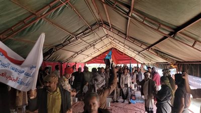 يافع تحتشد.. توافد جماهيري مهيب إلى مخيم اعتصام 