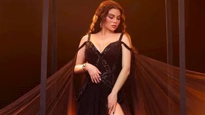 هيفاء وهبي تخطف الأنظار داخل 