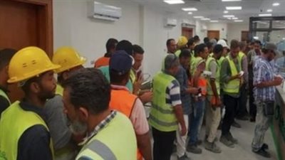 وزارة العمل تبدأ حصر 2.5 مليون عامل لصرف منح 2026