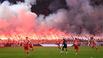 يويفا يغرّم فرانكفورت وبايرن ميونخ بسبب أحداث دوري أبطال أوروبا