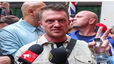 صحفي بريطاني يطالب الغرب بدعم استقلال الجنوب: القوات الجنوبية صمام أمان ضد الإرهاب العالمي