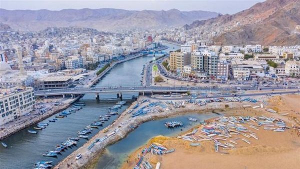 أمن حضرموت واستقرارها.. ركيزة أساسية لمشروع الدولة في الجنوب العربي أمن حضرموت واستقرارها.. ركيزة أساسية لمشروع الدولة في الجنوب العربي