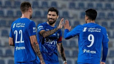 الهلال ضد الشارقة.. القنوات الناقلة والمعلقين وموعد قمة 