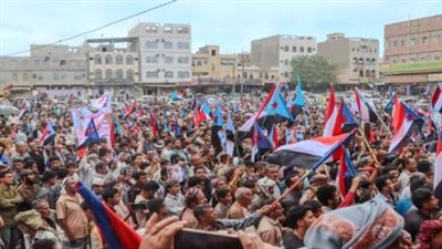 خارطة طريق من الساحات.. كيف فرض الشارع الجنوبي 